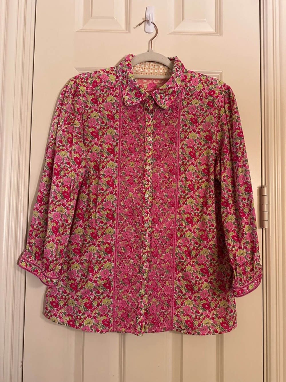 Robert Graham Pink Floral Eyelet Button-Down Shirt